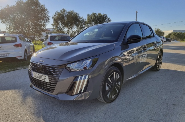 Peugeot e-208 e-208 Allure Pack 136CV BATERIA 51 KWh
