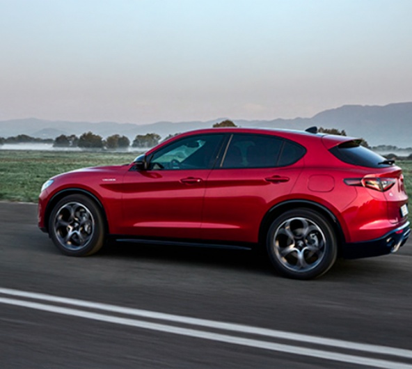 ALFA ROMEO STELVIO 2.2 TURBO DIESEL 210CV SPRINT AT8 Q4, DESDE 850€/ mês* ALFA ROMEO STELVIO 2.2 TURBO DIESEL 210CV SPRINT AT8 Q4, DESDE 850€/ mês*