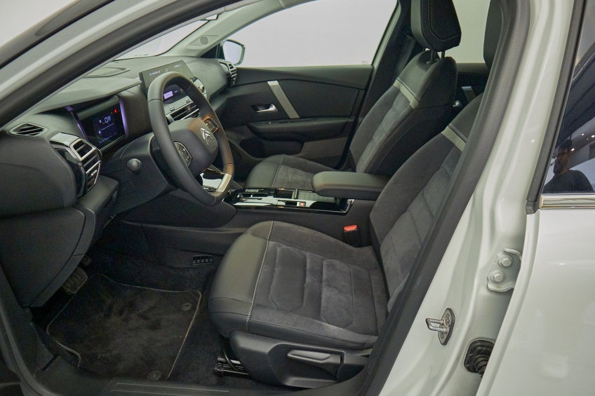 Citron -C4 400 -Series Collection 156 Cv Auto