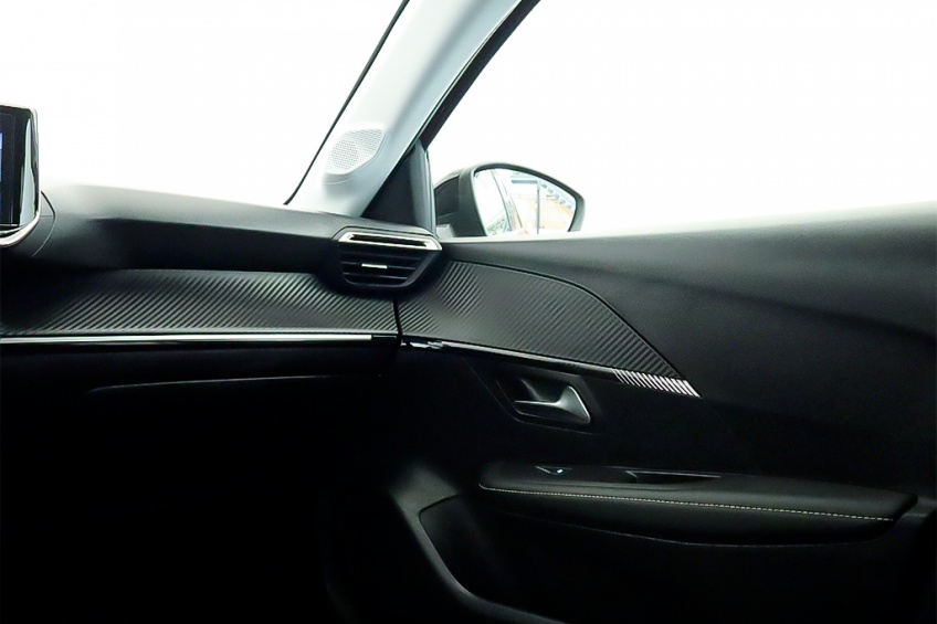 Peugeot 208 1.2 GASOLINA ALLURE