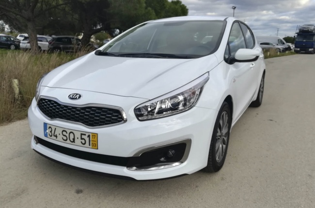 Kia CEED 1.4 CRDI NAV LINE 5P Kia CEED 1.4 CRDI NAV LINE 5P