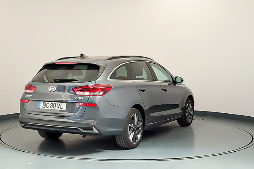 Hyundai i30  SW PLUS