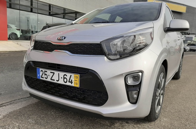 Kia Picanto 1.0 CVVT EX 5P 4AT Kia Picanto 1.0 CVVT EX 5P 4AT