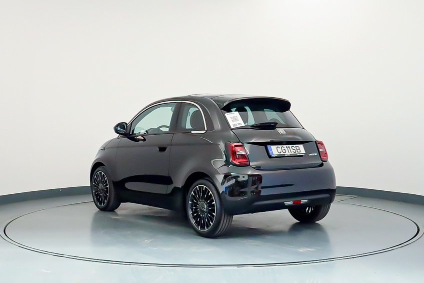 Fiat 500 H�BRIDO ICON
