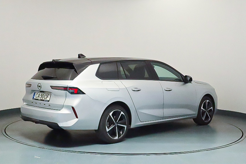 Opel ASTRA S.TOURER GS