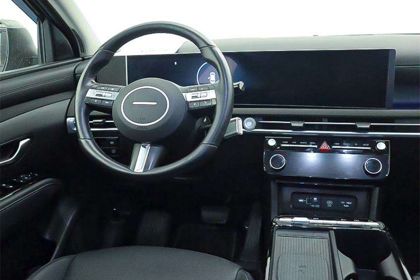 Hyundai TUCSON HYBRID