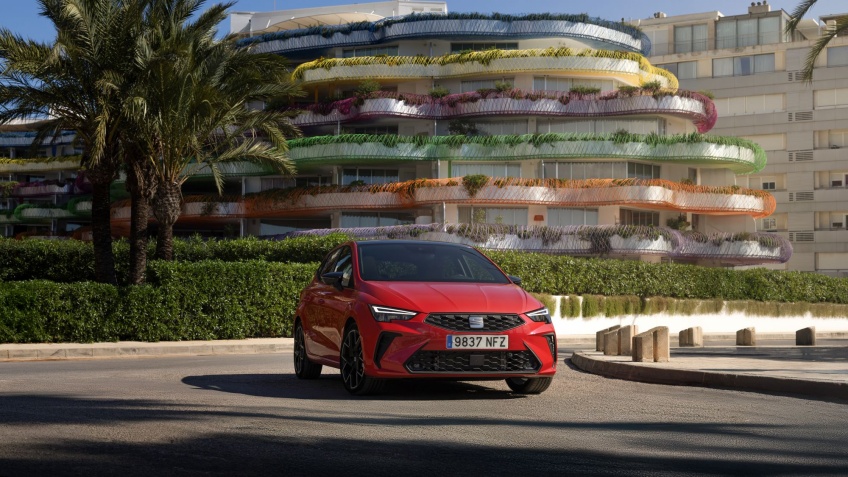 SEAT Ibiza: uma viagem � sua ess�ncia.