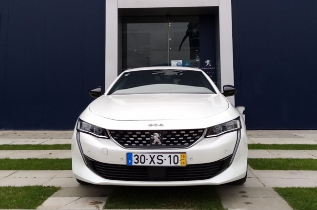 Peugeot 508 SW GT 2.0 BlueHDi 180cv EAT8 Peugeot 508 SW GT 2.0 BlueHDi 180cv EAT8