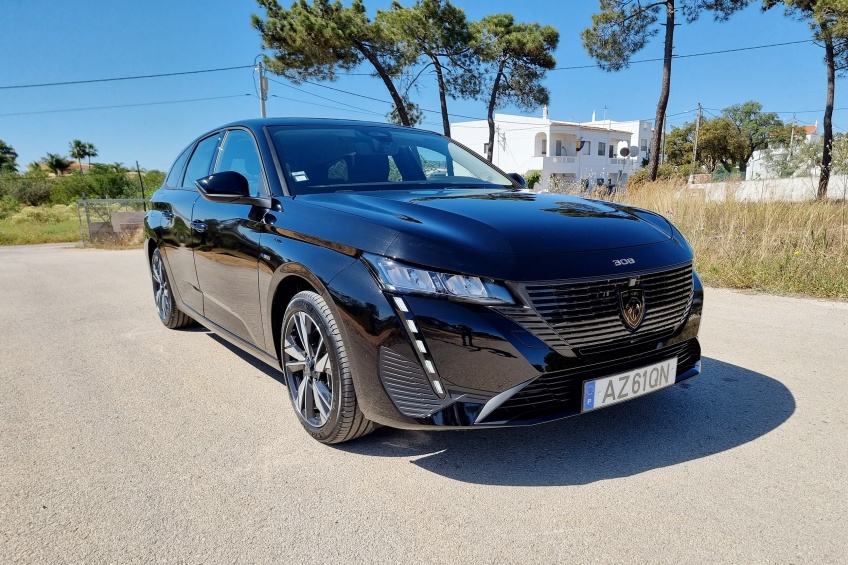 Peugeot 308 SW Active Pack 1.6 Plug-In Hybrid 180 Cv e-EAT8 Auto
