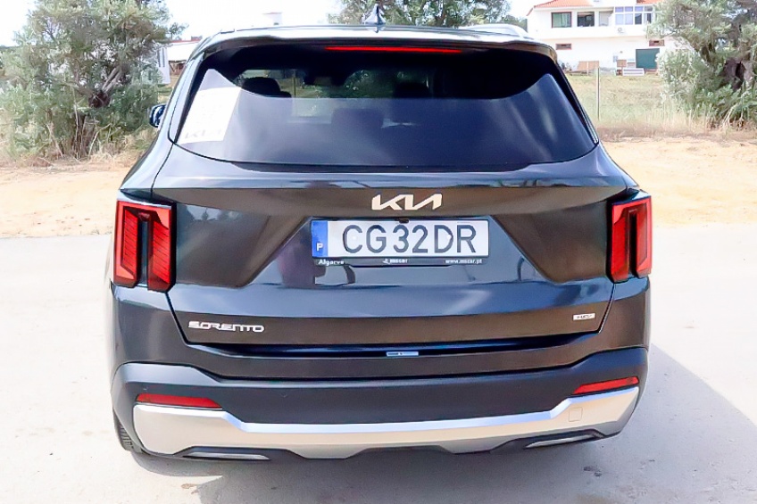 Kia SORENTO  HEV 2WD 6AT CONCEPT+SRF