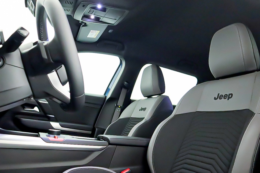 Jeep COMPASS FIRST EDITION
