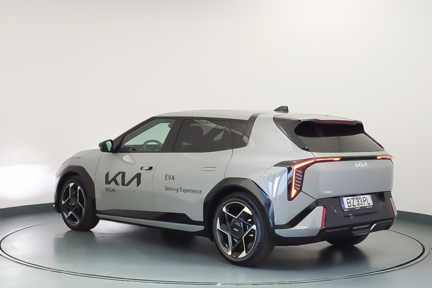Kia EV4 GT LINE 81,4kWh