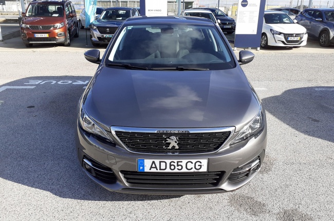 Peugeot 308 STYLE 1.5BHDI 100CV Peugeot 308 STYLE 1.5BHDI 100CV