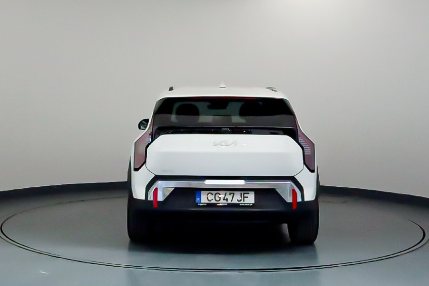 Kia EV3 TECH 82KWH