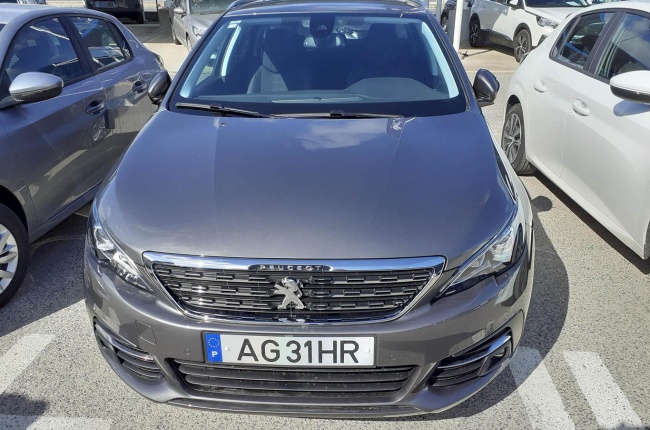 Peugeot 308 SW ALL 1.5 BLUEHDI 130CV Peugeot 308 SW ALL 1.5 BLUEHDI 130CV