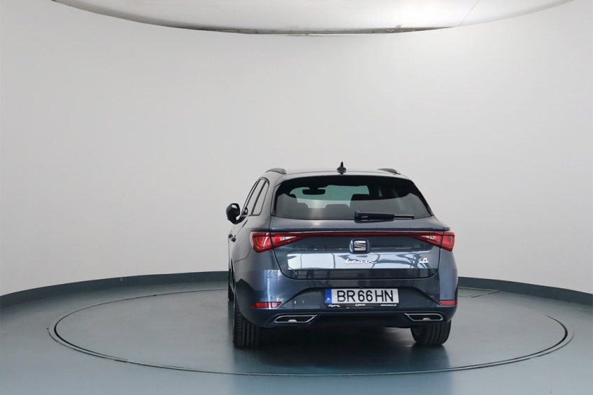 Seat LEON ST 1.5 E-HYBRID 204 CV DSG FR PLUS 6V  Autonomia de 120KM