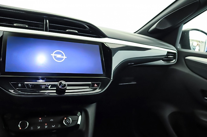 Opel CORSA GS