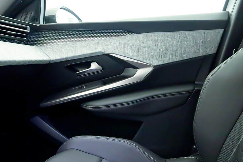 Peugeot 3008 GT HYBRID GT