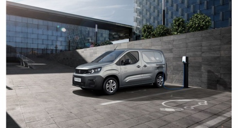 Peugeot - Abertas as encomendas para a versão elétrica do furgão mais vendido em Portugal