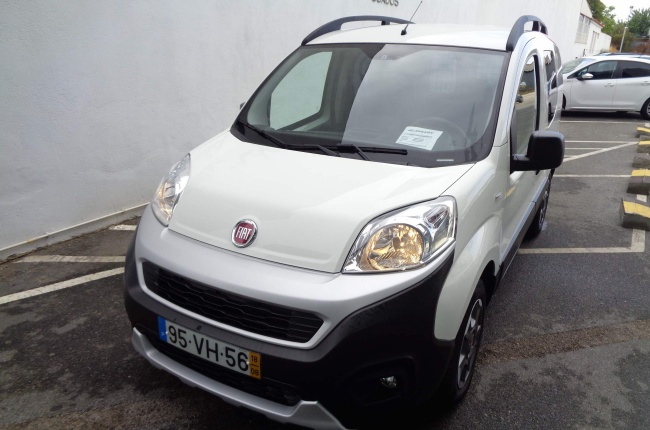 Fiat Profissional Fiorino 1.3 Mjet 95CV 2L Fiat Profissional Fiorino 1.3 Mjet 95CV 2L