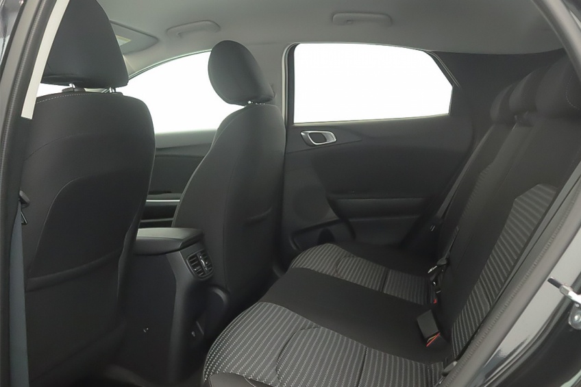 Kia XCEED 1.0T-GDi 6MT DYNAMIC