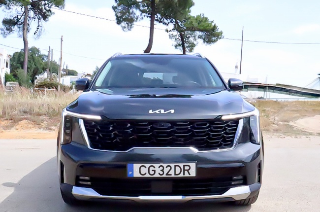 Kia SORENTO  HEV 2WD 6AT CONCEPT+SRF