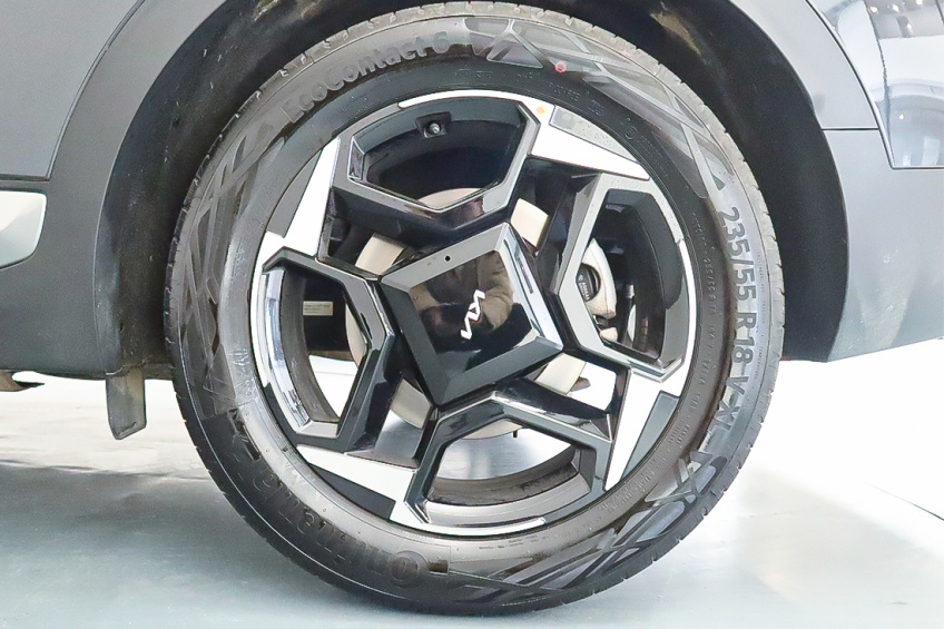 Kia SPORTAGE 1.6T-GDi 6MT DRIVE