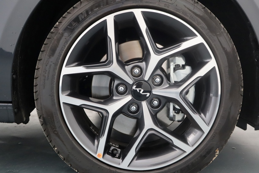 Kia CEED SW 1.0T-GDi 6MT DRIVE