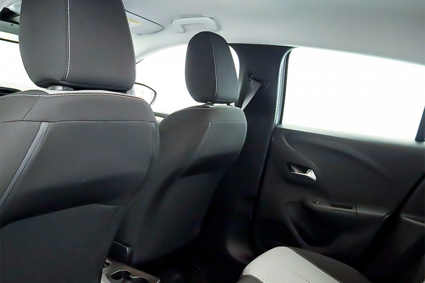 Opel Corsa 5P EDITION 50 KW