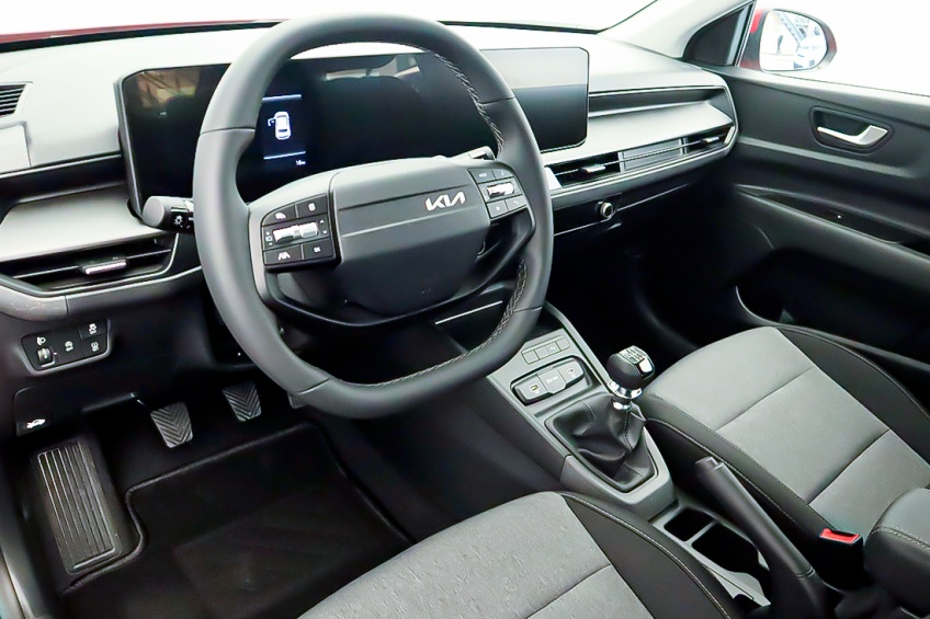 Kia STONIC 1.0T-GDi 6MT DRIVE