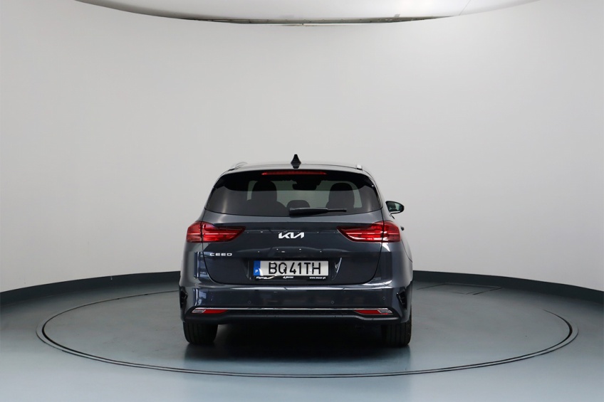 Kia CEED SW 1.0T-GDi 6MT DRIVE