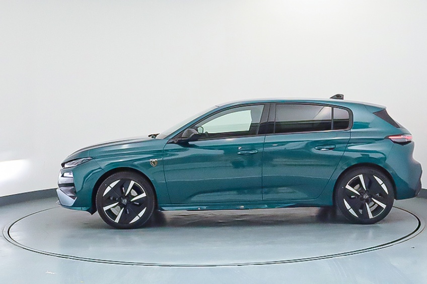 Peugeot E-308 GT