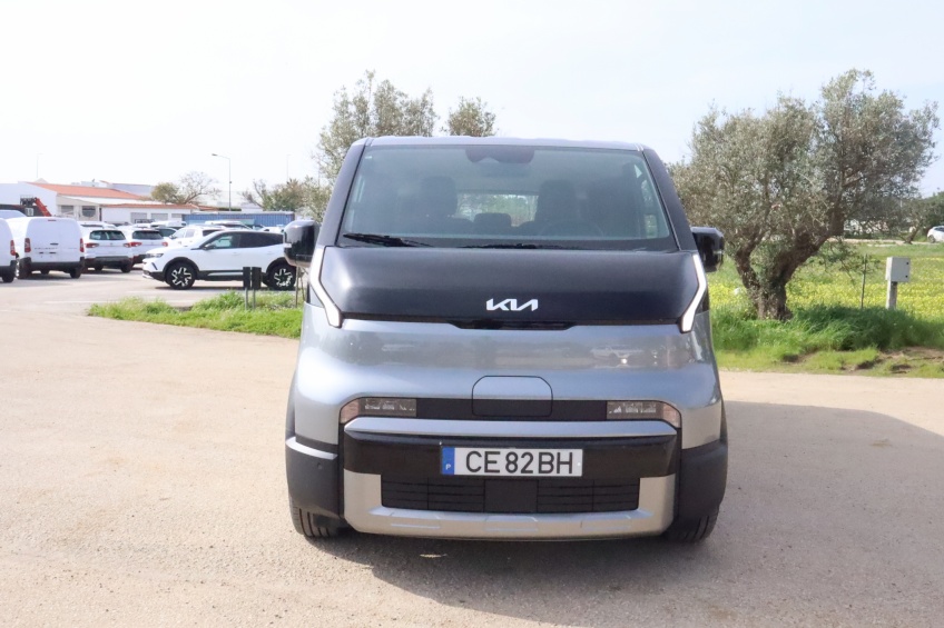 Kia PV5 PASSENGER 71,2 kWh 5L + V2L