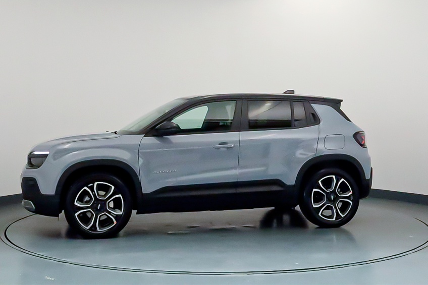 Jeep AVENGER Summit Plus