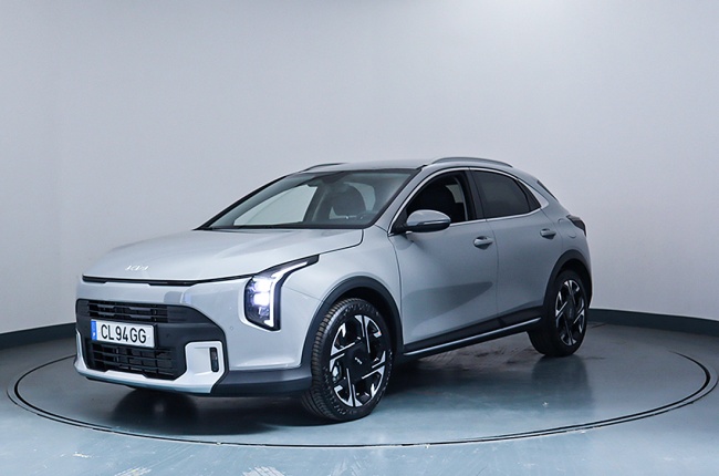 Kia XCEED 1.0 T-GDI 6MT DRIVE