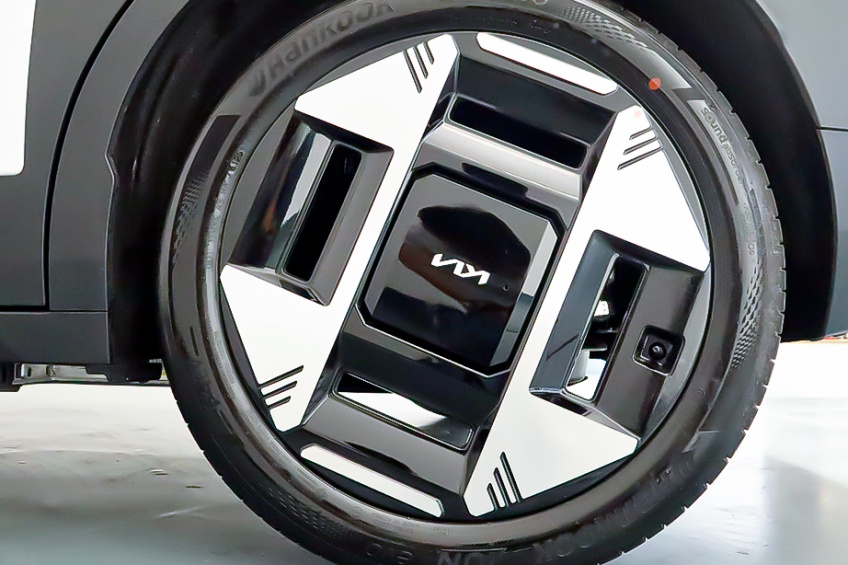 Kia EV3 TECH 82KWH