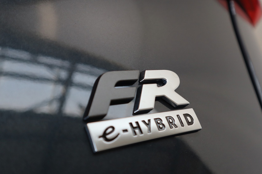Seat LEON ST 1.5 E-HYBRID 204 CV DSG FR PLUS 6V  Autonomia de 120KM