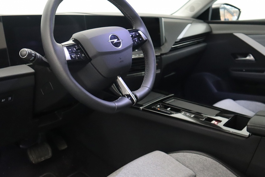 Opel Astra Elegance SP 1.6 PHEV