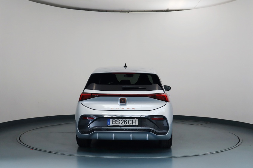 Cupra BORN E-BOOST 59 KWH 231 CV