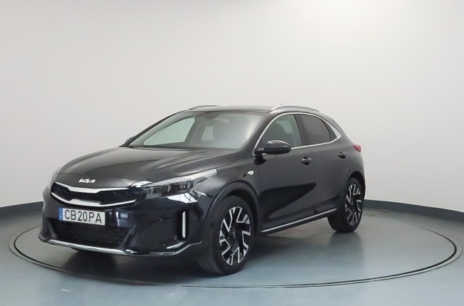 Kia KIA XCEED 1.0T-GDi 6MT TECH