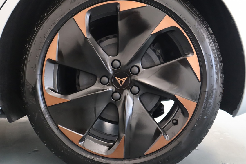 Cupra BORN E-BOOST 59 KWH 231 CV