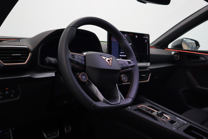 Cupra LEON 2.0 TDI 150 CV DSG (Caixa Automtica) 7V