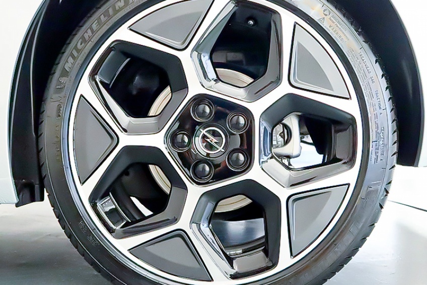 Opel ASTRA 5P GS Hybrid