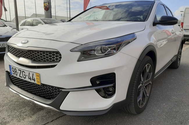 Kia XCEED 1.4 T-GDI TECH 7DCT SRF Kia XCEED 1.4 T-GDI TECH 7DCT SRF