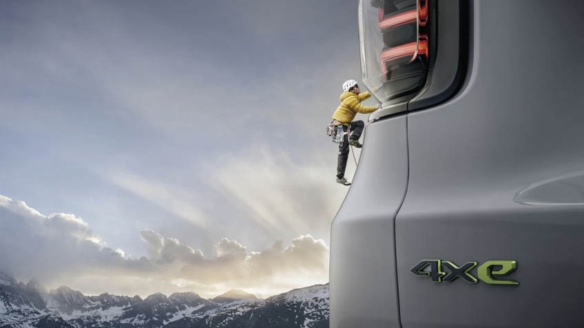 Jeep e The North Face juntam foras para a criao de uma nova edio do Jeep Avenger 4xe