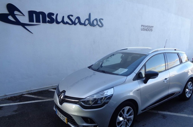 Renault Clio SW 0.9 TCE 90CV 5P Renault Clio SW 0.9 TCE 90CV 5P