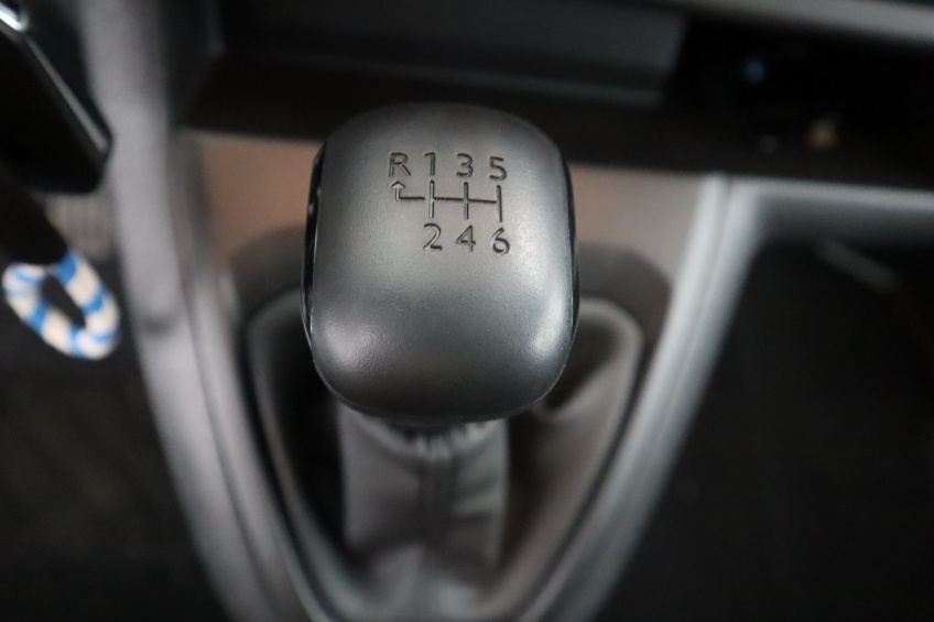 Peugeot EXPERT EXPERT STANDARD 1.5BHDI 120CV