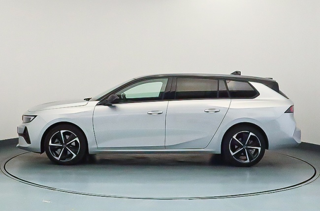 Opel ASTRA S.TOURER GS