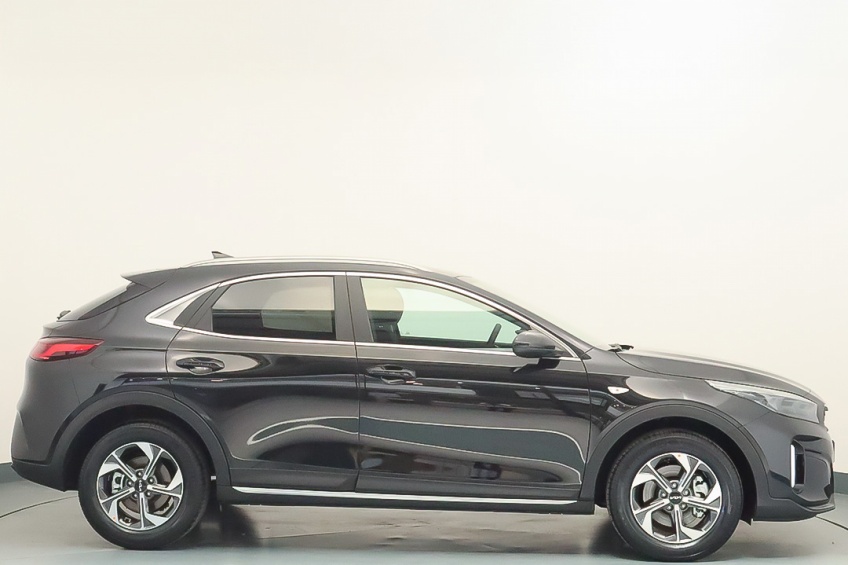 Kia XCEED 1.0T-GDi 6MT DYNAMIC