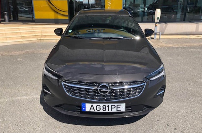 Opel Insignia Sports Tourer Ultimate 1.5D 122CV Opel Insignia Sports Tourer Ultimate 1.5D 122CV